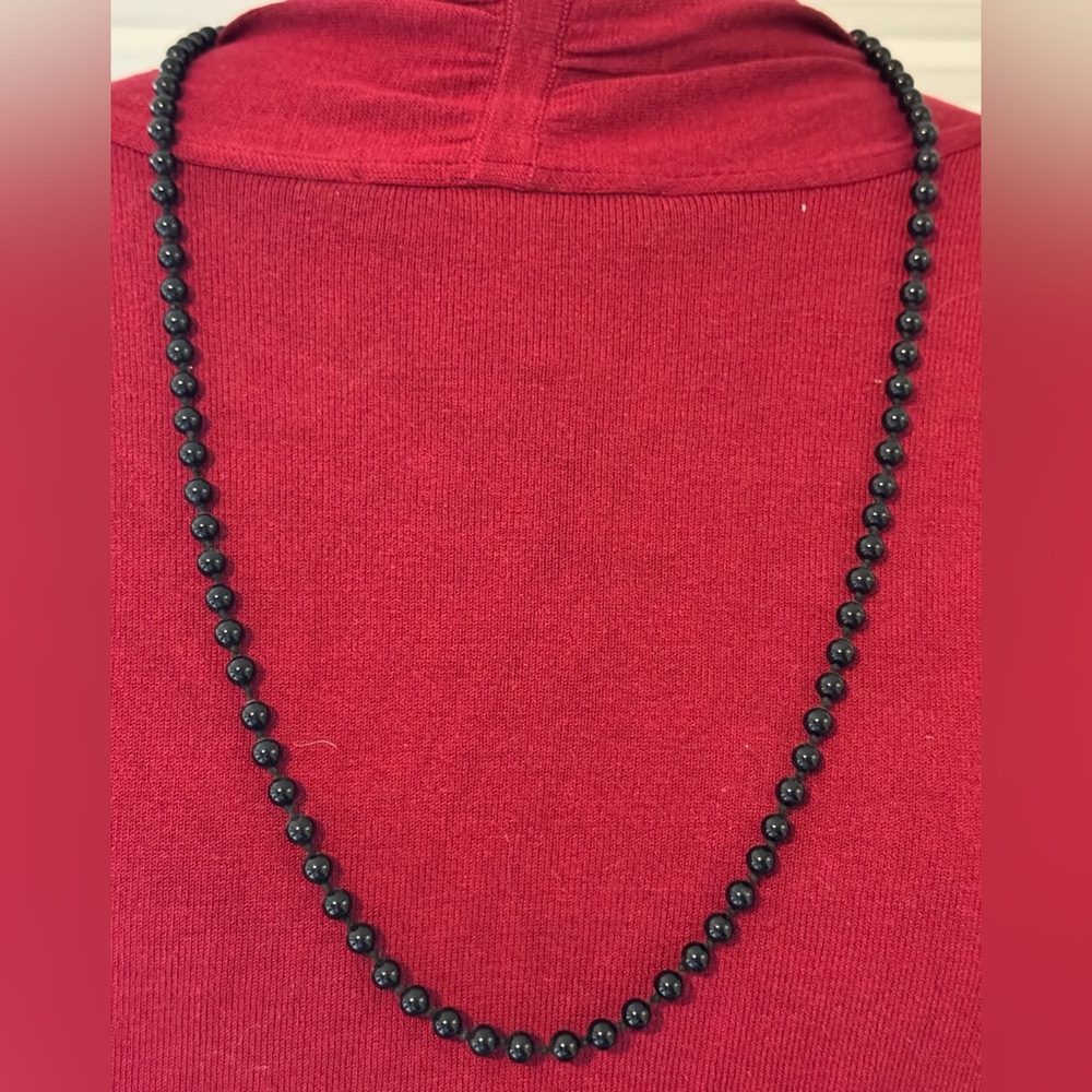 Vintage black glass beaded necklace